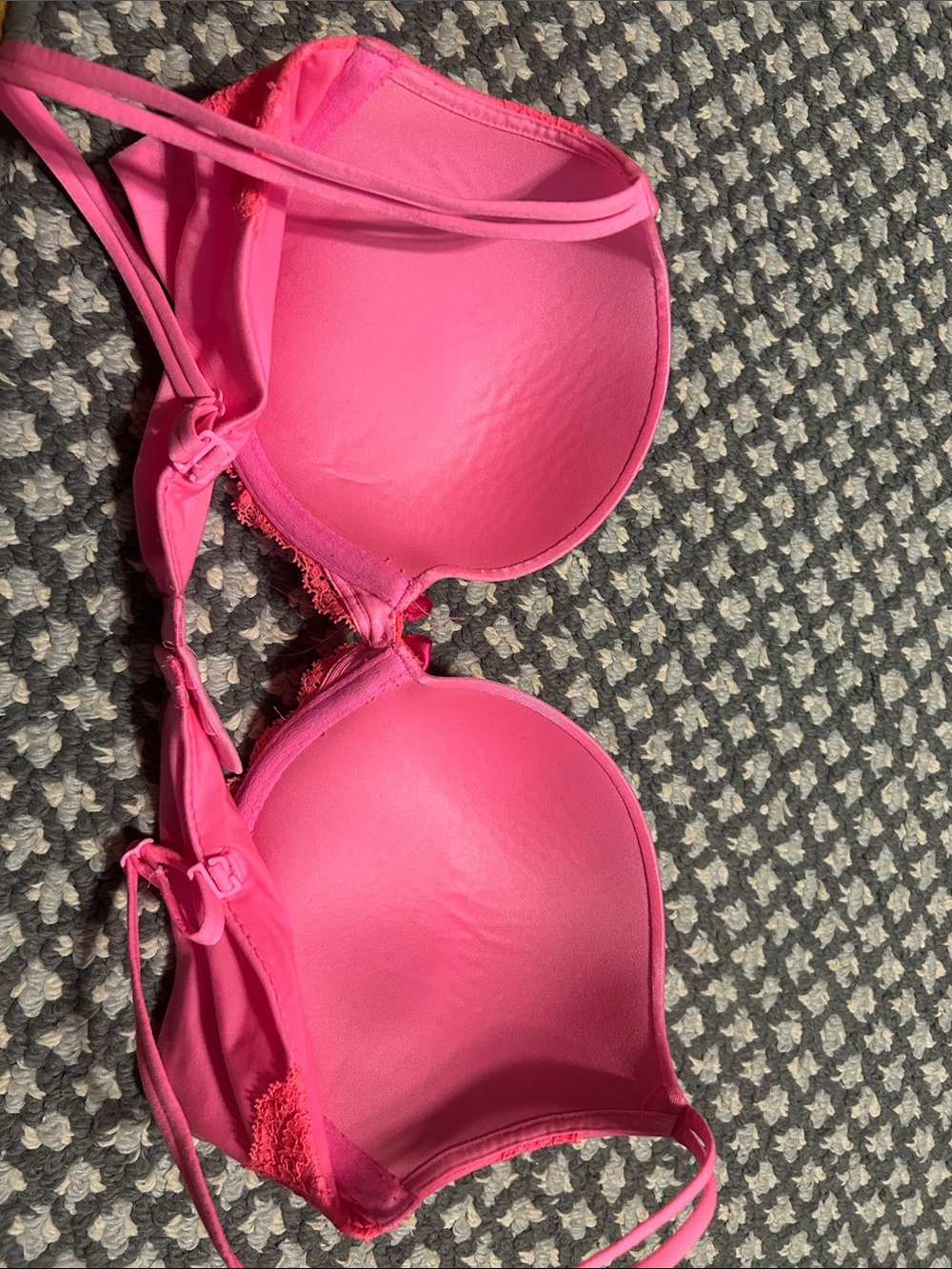 PINK Victoria's Secret Hot Pink Lace-Trim T-Shirt Bra - Picture 2 of 3